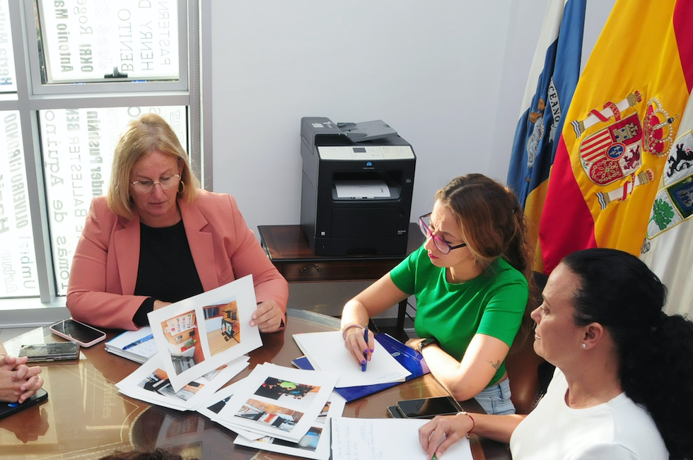Reunión con la consejera de Juventud del Cabildo de Gran Canaria