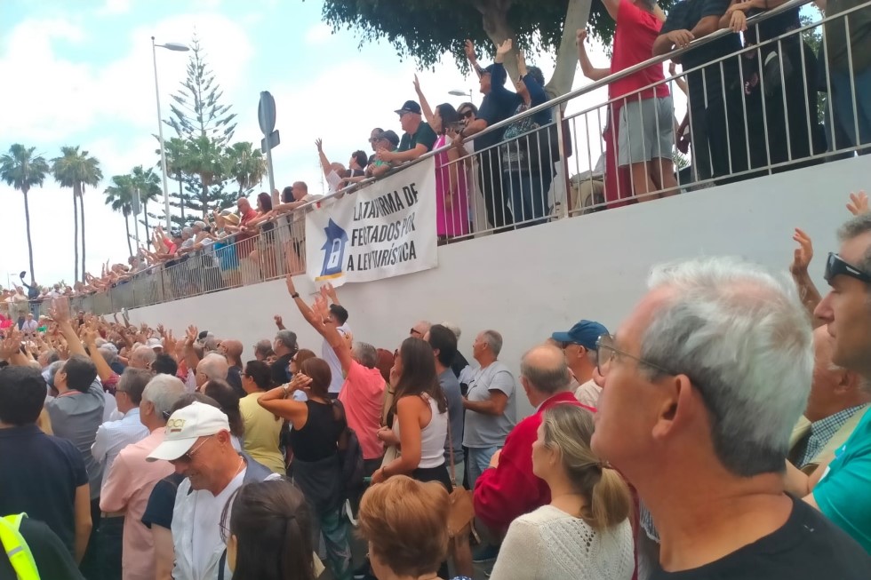Reunión Informativa de la PALT con propietarios de apartamentos, afectados por la normativa turística canaria
