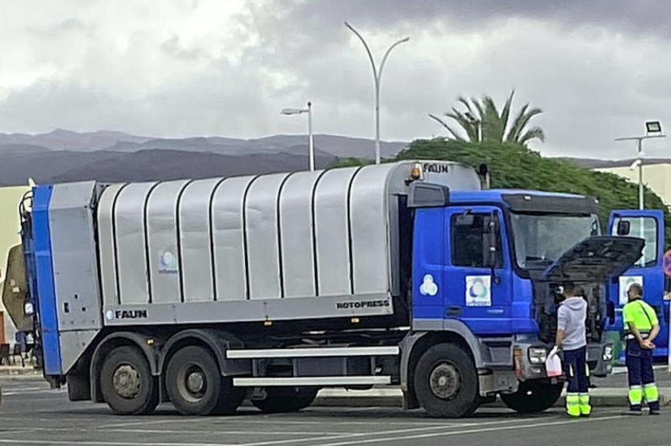 Camión de respuesto de Urbaser averiado durante el servicio
