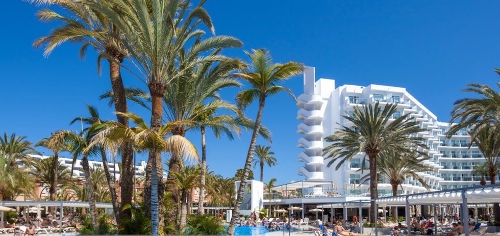 Uno de los hoteles de RIU ubicados en Canarias.