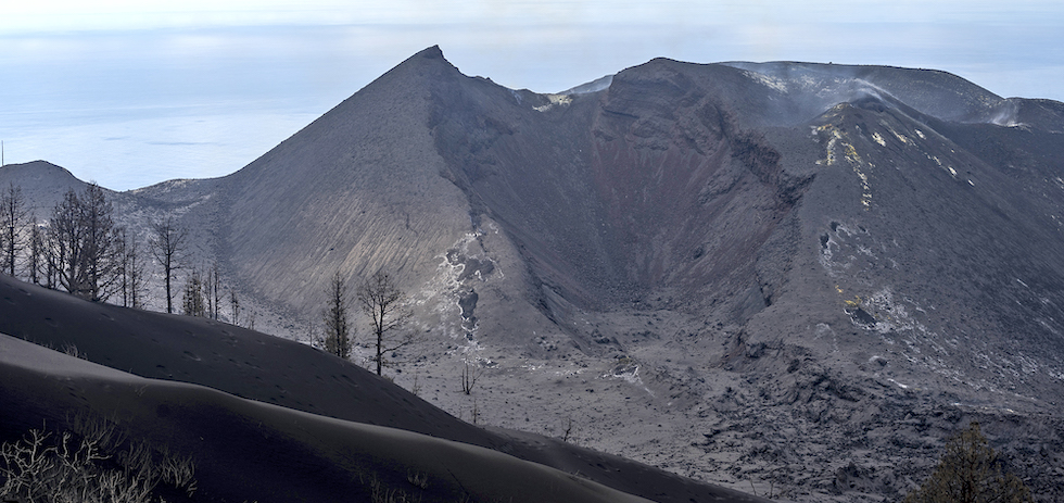 Visita al cono del volcán. ACFI PRESS