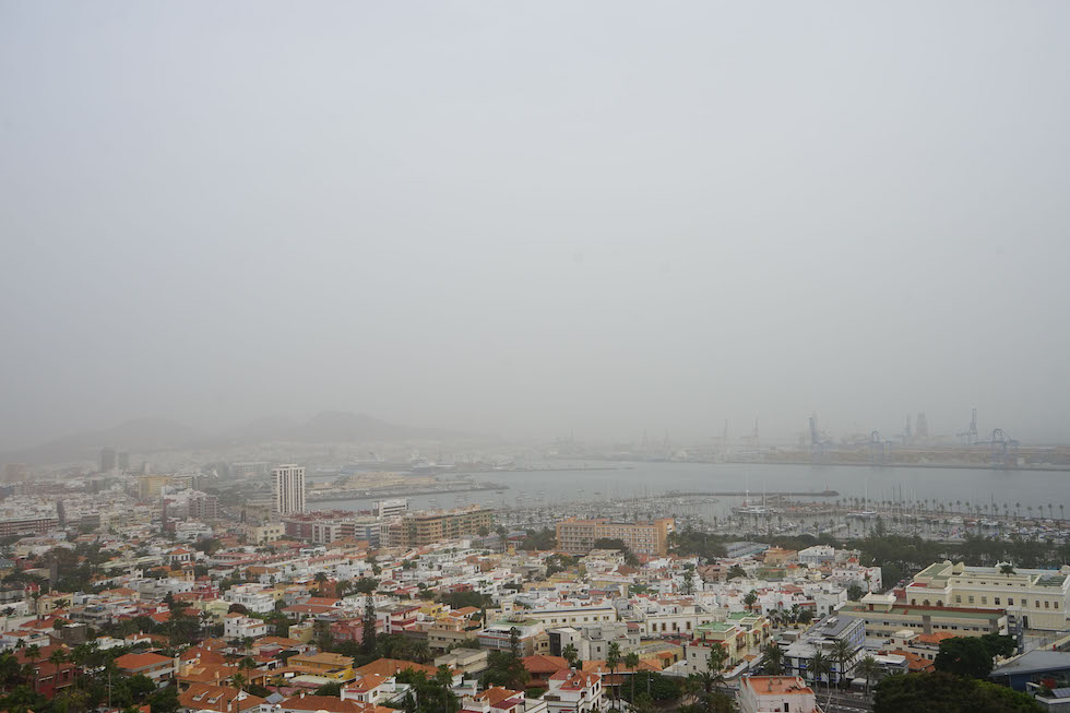Abundante calima en Gran Canaria