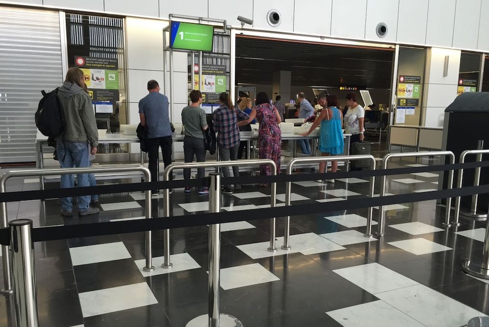 Adiós a sacar ordenadores y líquidos en los controles de los aeropuertos españoles