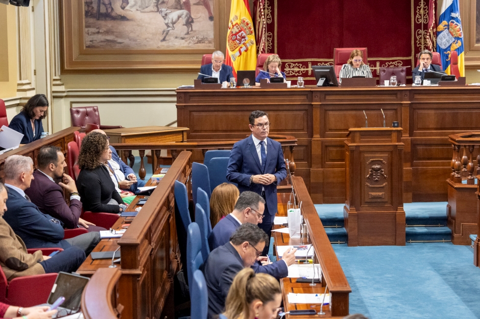 Pablo Rodríguez su intervención en el Parlamento de Canarias