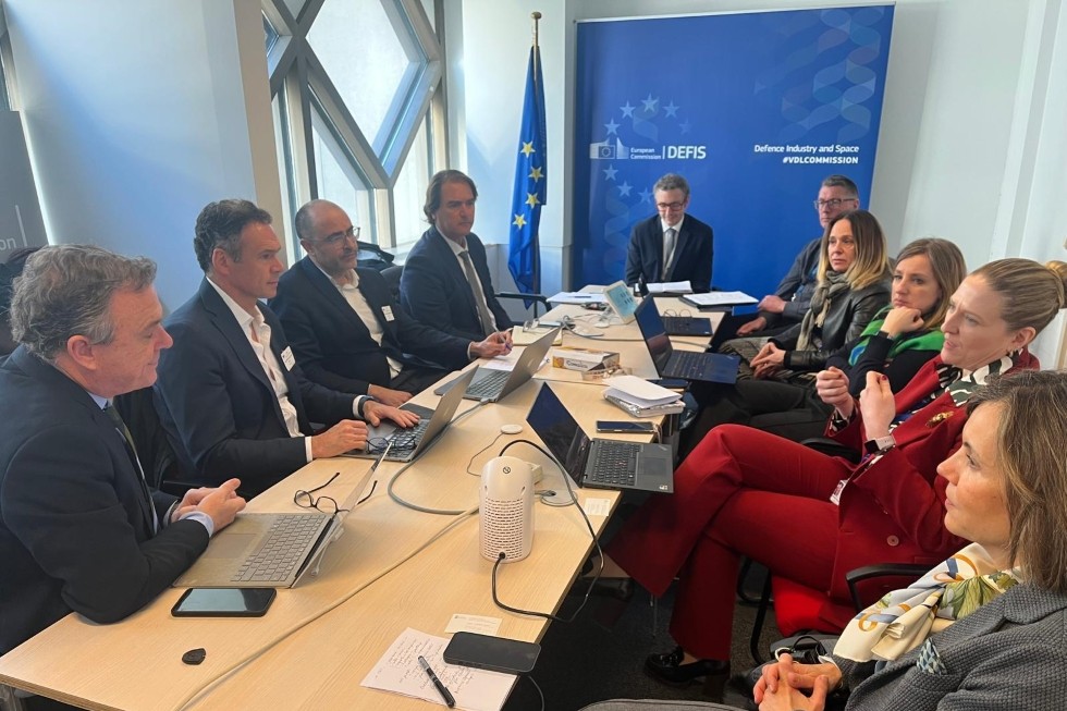 Reunión del Ejecutivo con Isabella Poldrugo, jefa de unidad adjunta de la Dirección General de Industria de Defensa y Espacio (DG DEFIS) de la Comisión Europea