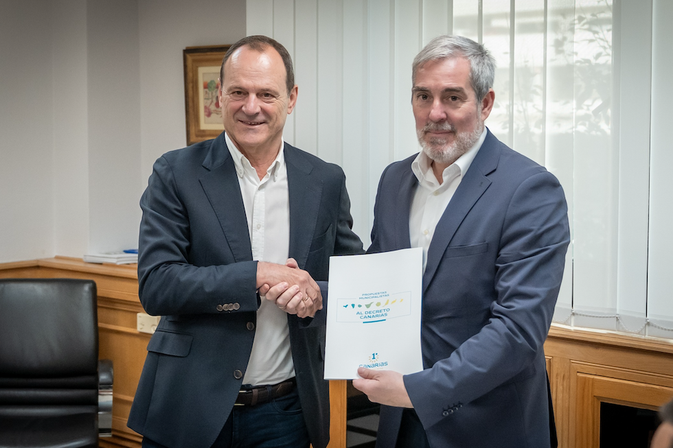 Reuni&oacute;n Primero Canarias