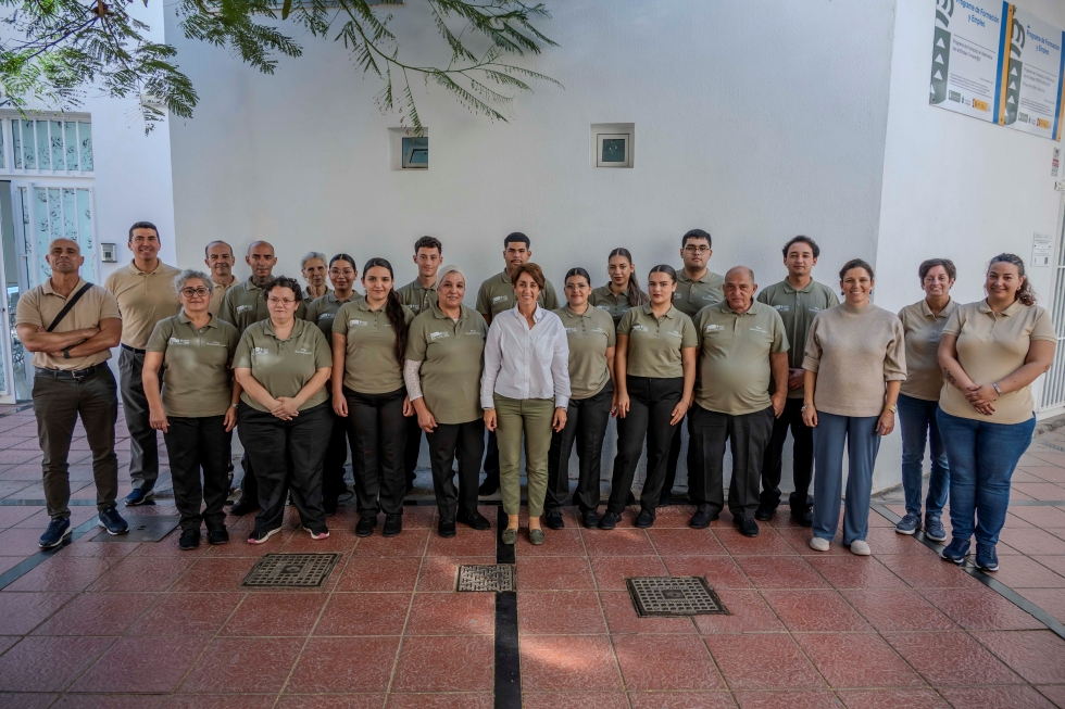 Mogán fortalece la formación en hostelería con dos PFAE para desempleados