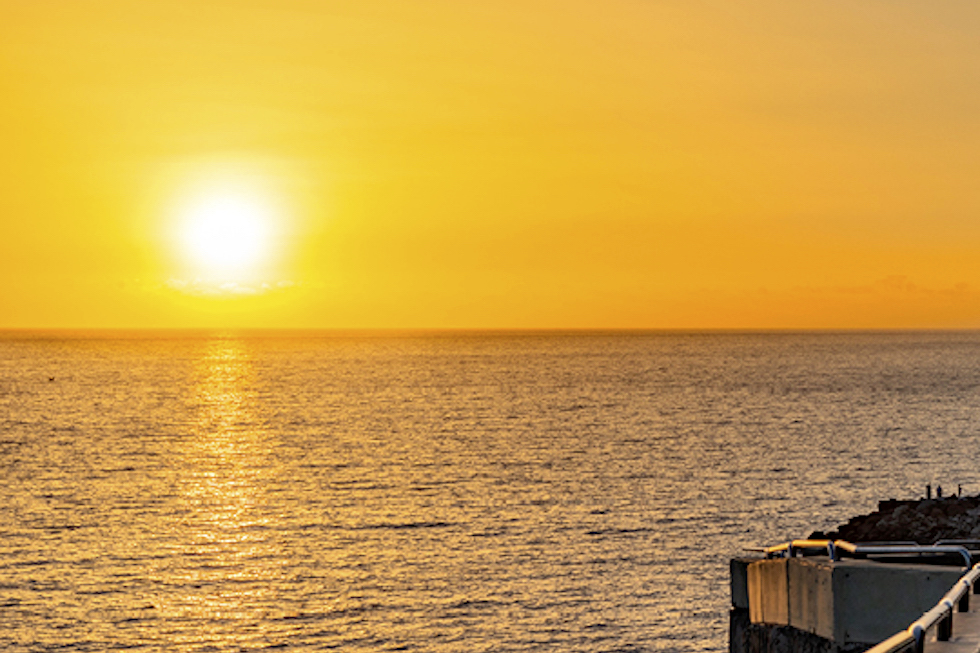 Sanidad activa el nivel alto por radiación solar en Canarias