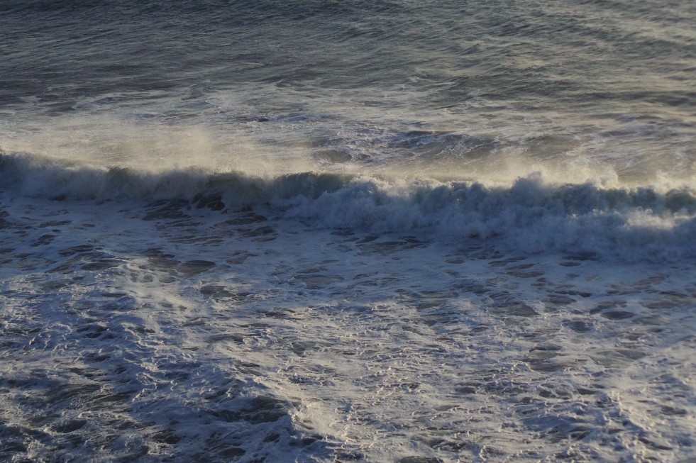 El Atlántico se agita en Canarias y activa la alerta por fenómenos costeros