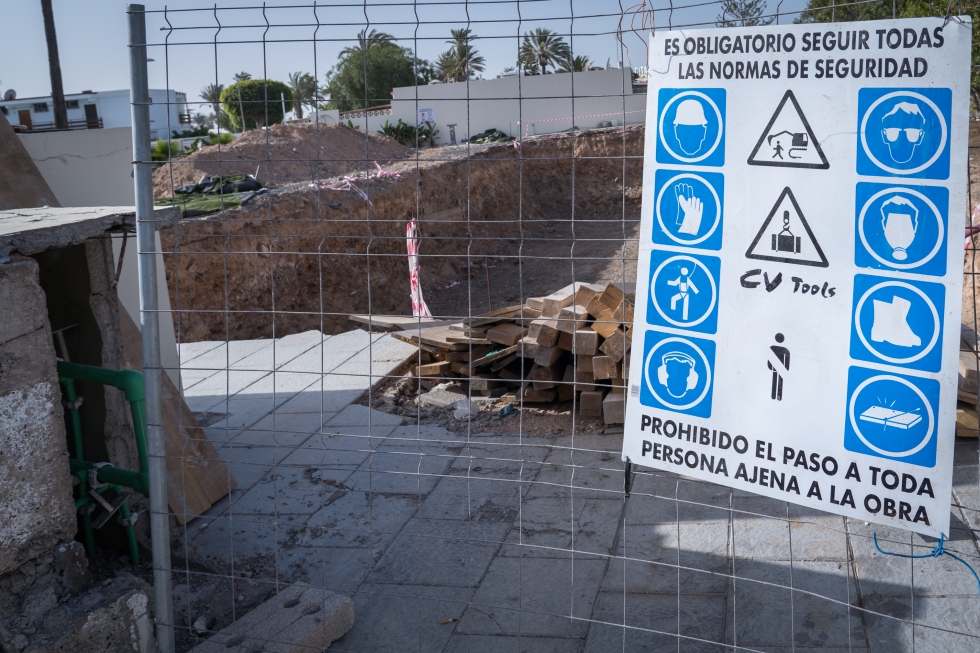 Urbanismo autoriza la reconversión del apartahotel Tajinaste en un hotel de cinco estrellas