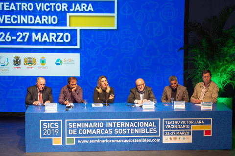Mesa redonda: &ldquo;Proyectos sobre el Agua y Energ&iacute;as Renovables del ITC&rdquo;: &ldquo;La desalaci&oacute;n de agua en Canarias es la actividad asociada a la econom&iacute;a azul que m&aacute;s directamente est&aacute; unida a la estabilidad soc