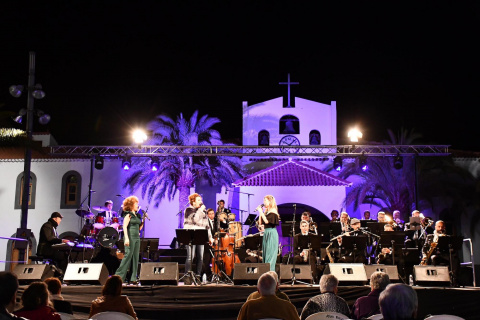Esencia de Mujer Latina. Gran Can aria Big Bang en Arguineguín