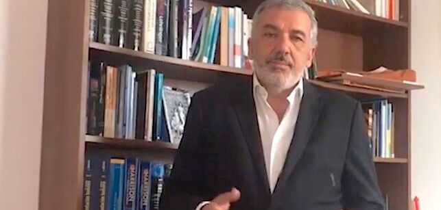 Los expertos estiman que una semana después del pico de contagios se de el pico de nuevos casos registrados