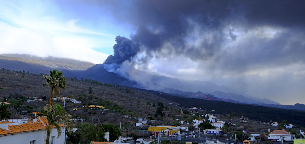 Volc&aacute;n de Cumbre Vieja. ACFI PRESS