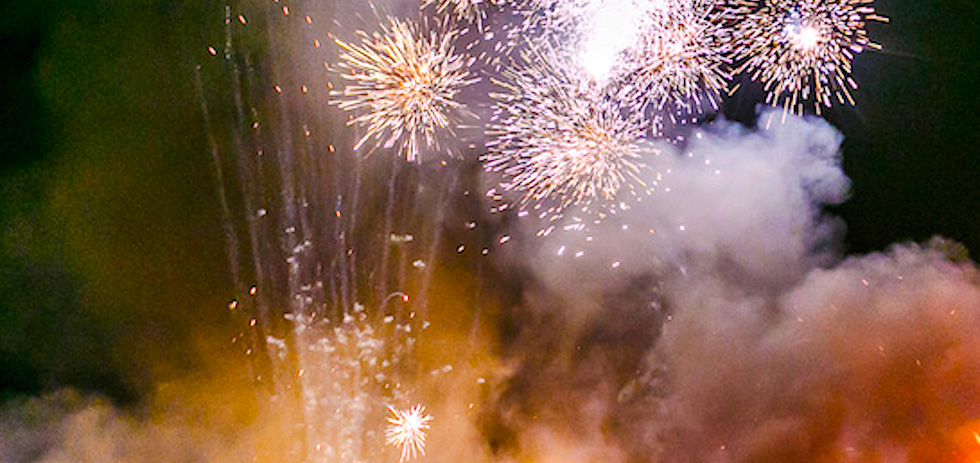 Fuegos artificiales (archivo). Marcos de Rada