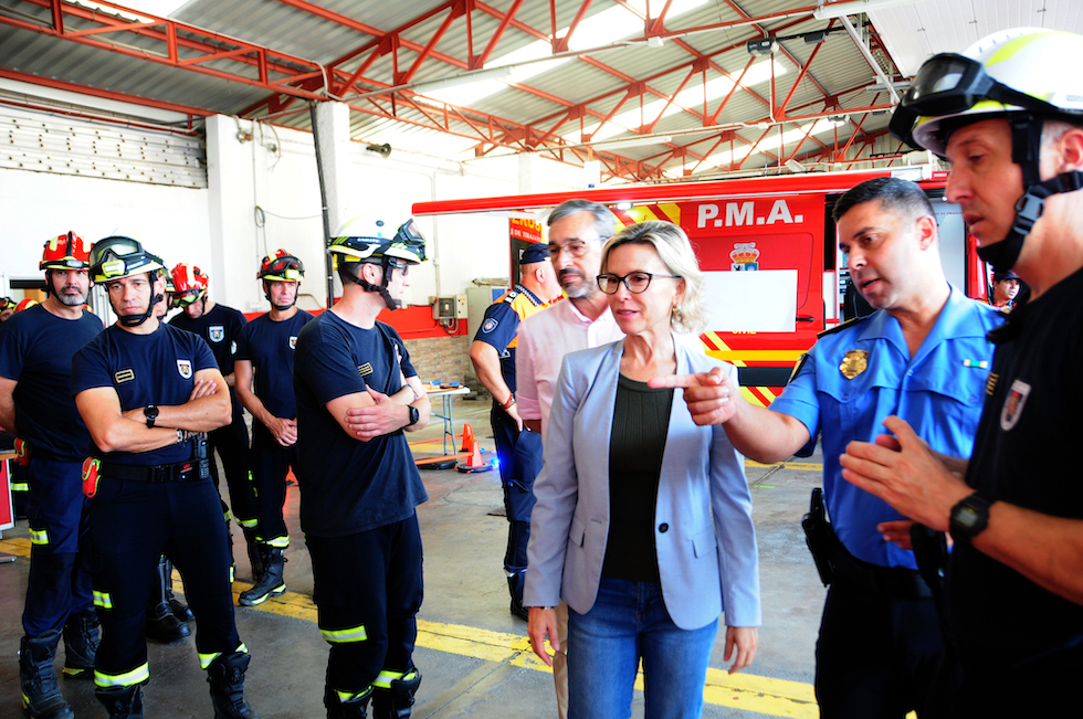 Presentación del Vehículo para Puesto de Mando Avanzado (PMA)