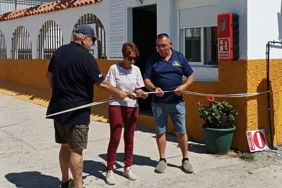 Inauguración del área de estacionamiento de autocaravanas en la zona de Tauro