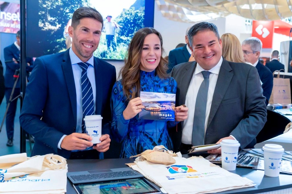 Willy García, Jessica de León y Mencey Navarro