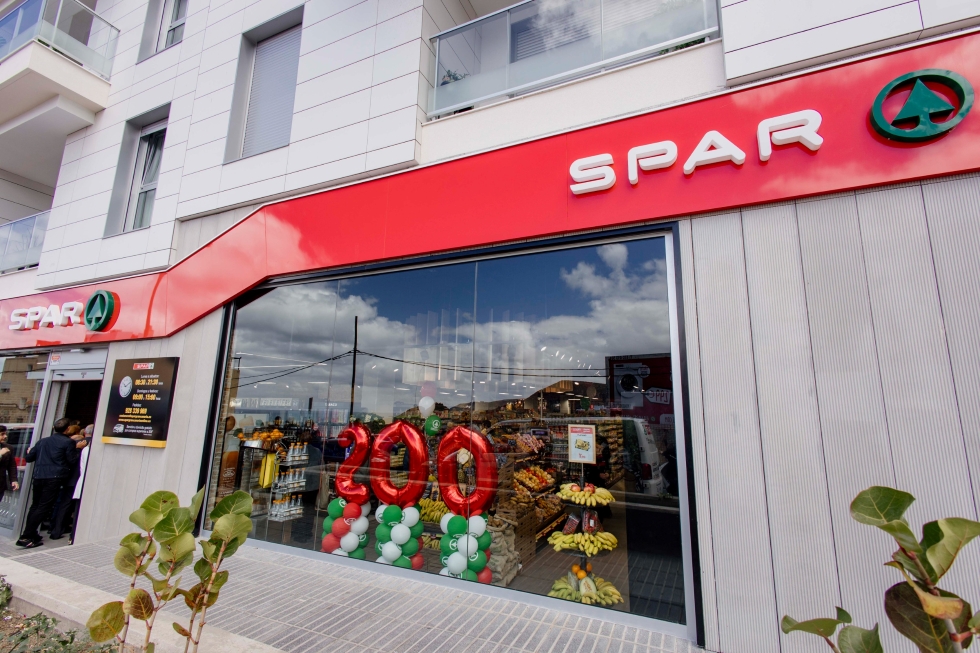 Apertura del SPAR en Manuel González