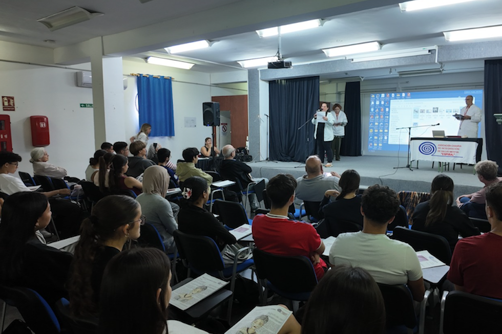Charla de salud mental en el IES Arguinegu&iacute;n Lidia Pulido