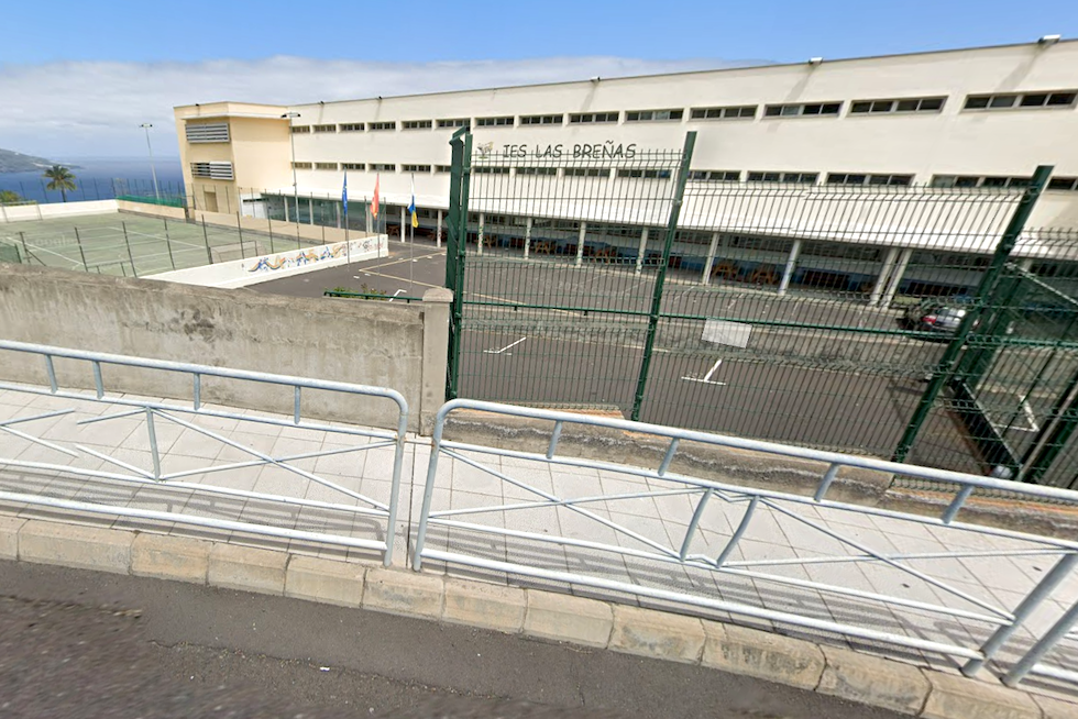 IES Las Bre&ntilde;as