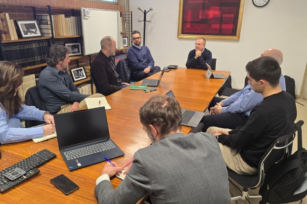 Reuni&oacute;n iCONS industrializaci&oacute;n