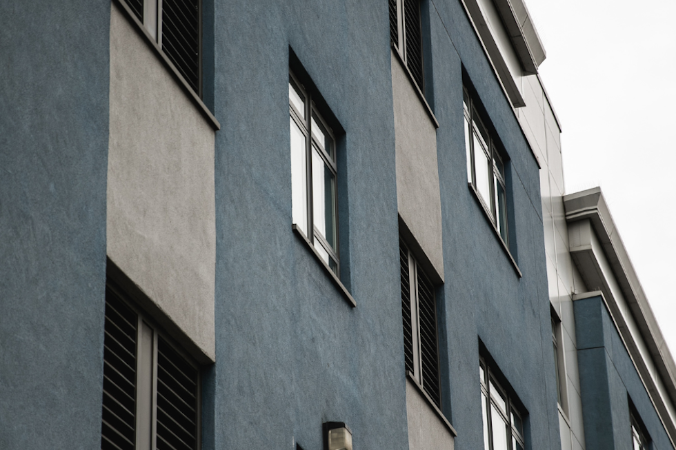 Canarias elimina el sorteo y prioriza arraigo y colectivos vulnerables para adjudicar viviendas públicas