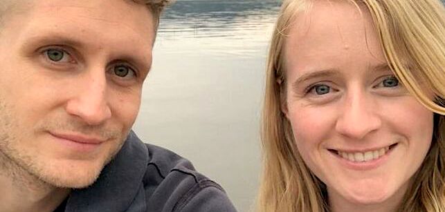 Joshua Kaiser y su pareja Clare Stead. Your Local Guardian