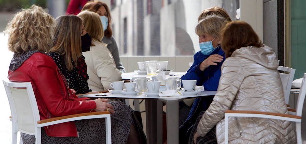 Personas no convivientes. EFE