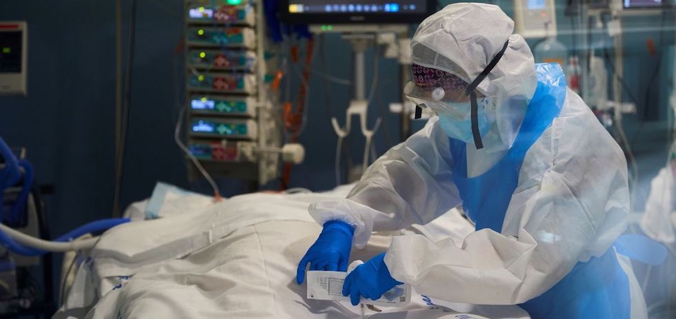 Afectados por el SARS-CoV-2, EFE