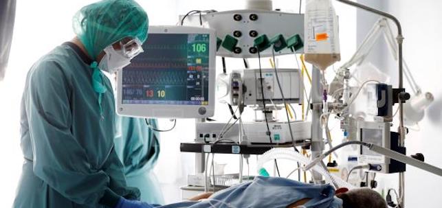 Imagen de la UCI (archivo). EFE/ Jesús Diges