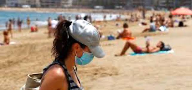 Playa de Las Canteras. Reuters