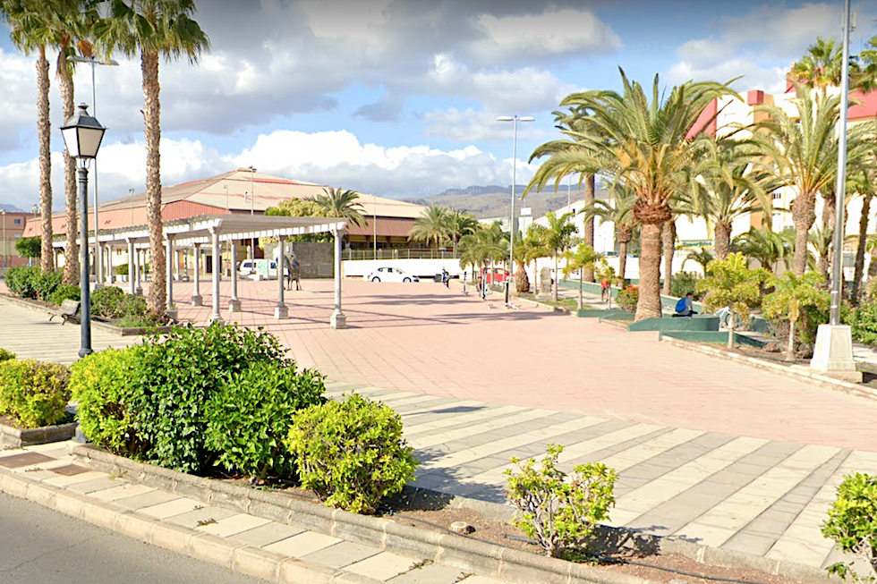 Plaza del Camellero, junto al Centro Cultural Maspalomas