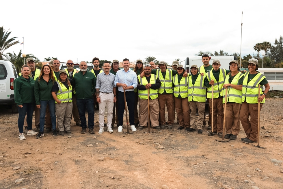 Foto de familia con los trabajadores de Foresta