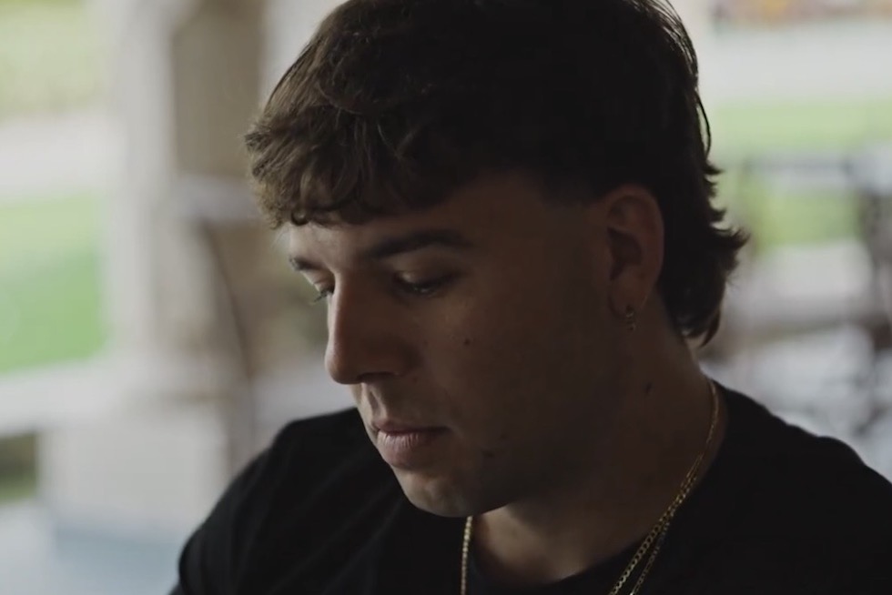 Quevedo durante la entrevista con Jordi &Eacute;vole