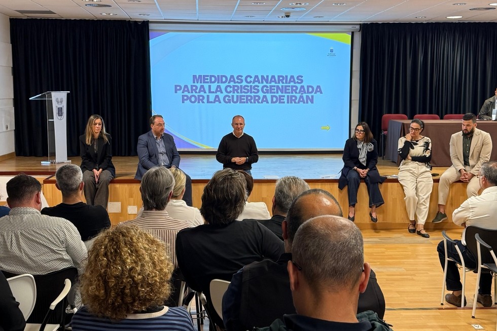 Reuni&oacute;n del Cabildo con los principales sectores econ&oacute;micos de la isla