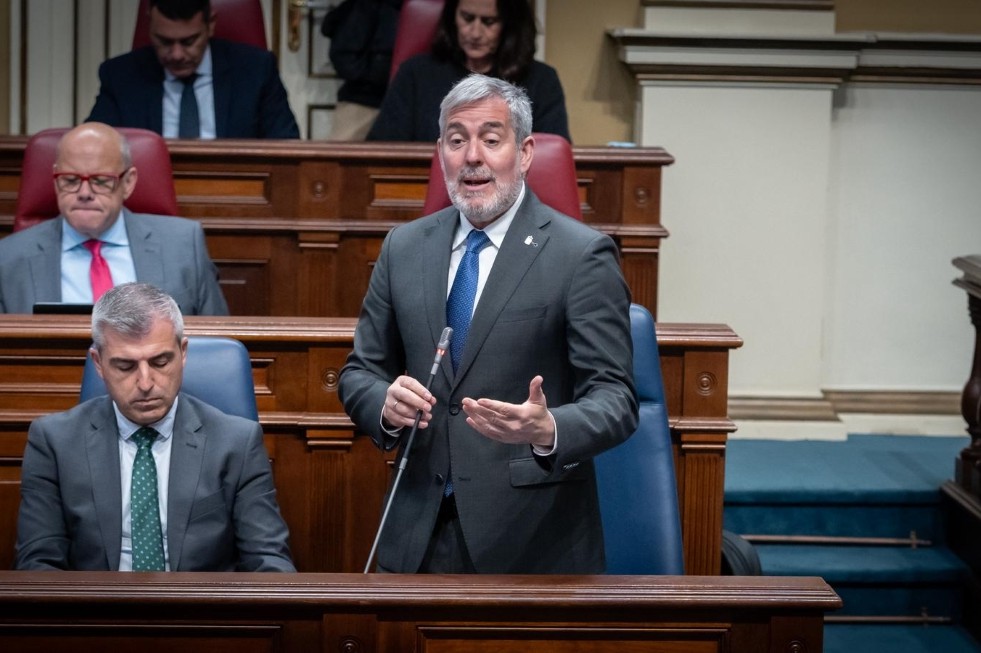 Fernando Clavijo en la sesi&oacute;n de control del Parlamento de Canarias | Maspalomas Ahora