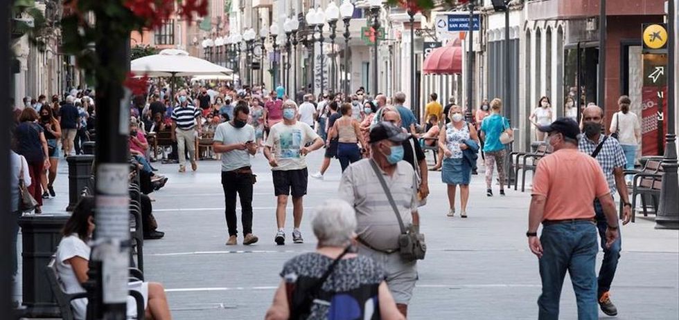 Siguen las restricciones tras el fin del estado de alarma. EFE