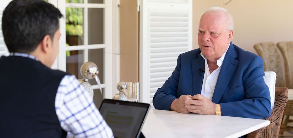 Un instante de la entrevista con Wolfgang Kiessling. / Miguel Barreto