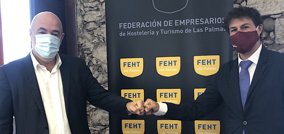 José María Mañaricúa, presidente de la Feht y el director general de Ecatar Canarias S.L., Jorge Sánchez