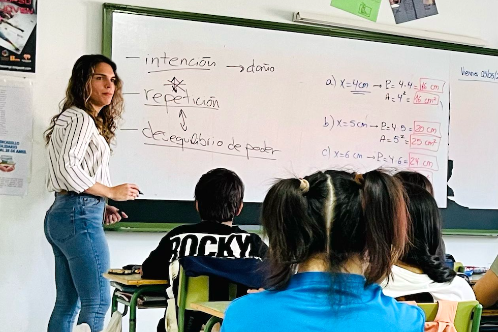 Talleres para combatir el ciberbullyng