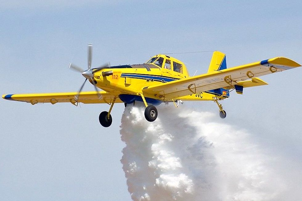 Air Tractor.