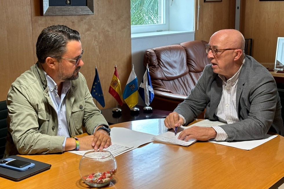 Encuentro entre Asier Antona y Pedro Suárez