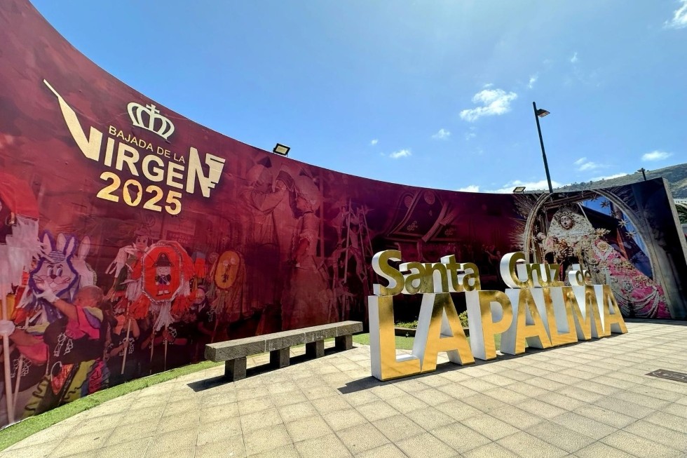 Mural KM0 de la Bajada de la Virgen
