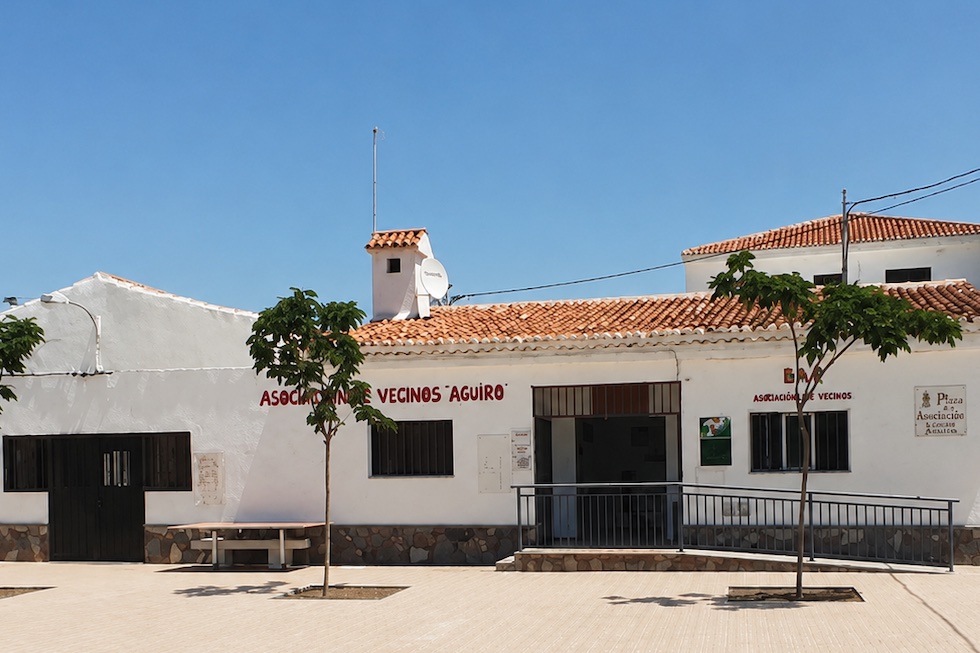 Sal&oacute;n social de la plaza Manuel Le&oacute;n. Asociaci&oacute;n de Vecinos Ag&uuml;iro de Monta&ntilde;a La Data. Foto: Maspalomas Ahora