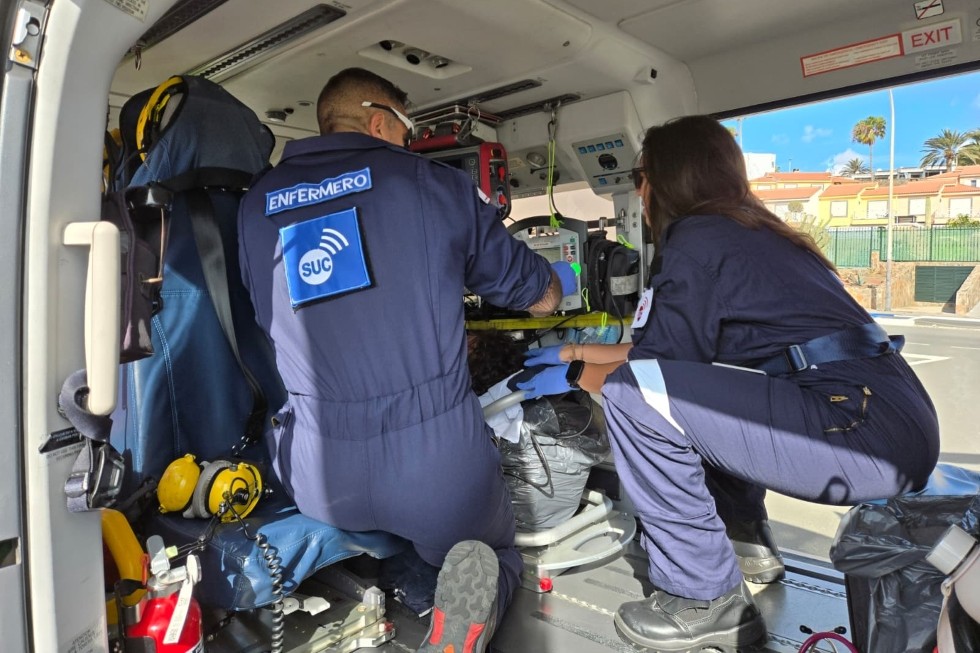Asistencia del SUC a un paciente con complicaci&oacute;n quir&uacute;rgica | Maspalomas Ahora