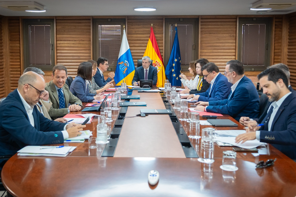 Clavijo viaja a Bruselas para pedir medidas específicas para Canarias ante la crisis energética