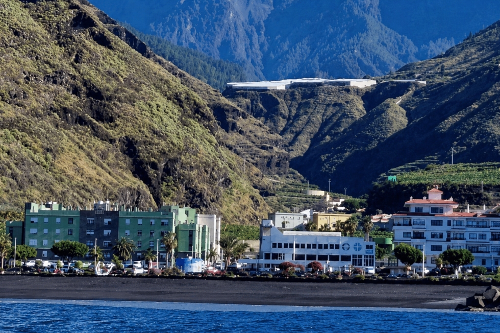 La gastronomía marinera toma el Paseo Marítimo del Puerto de Tazacorte