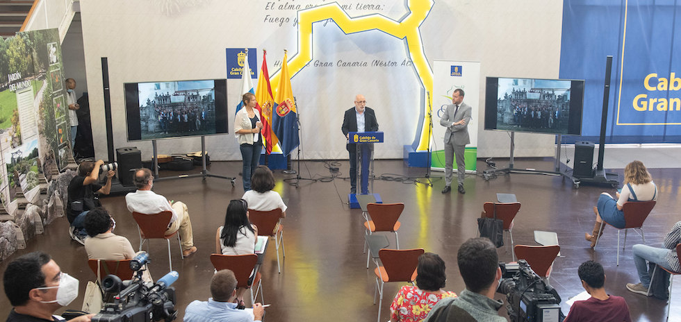 Ines Jimenez, Antonio Morales y Te odorso Sosa en el acto de hoy.