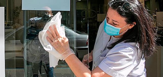 Desinfecci&oacute;n. EFE